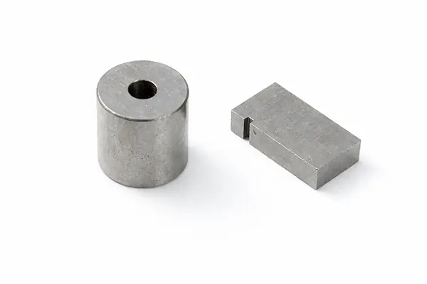 alnico magnets isolated